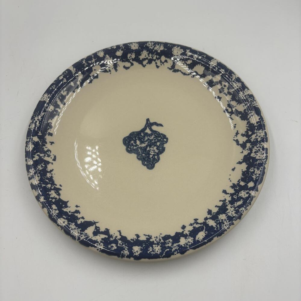 Tienshan Folk Craft Grapes Plate Replacement Fruits Spongewear Plate